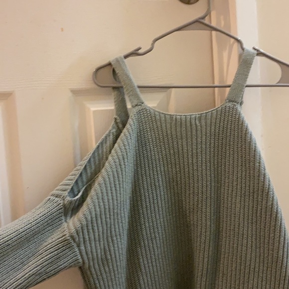 Pacsun cold shoulder chunky sweater - Picture 4 of 7